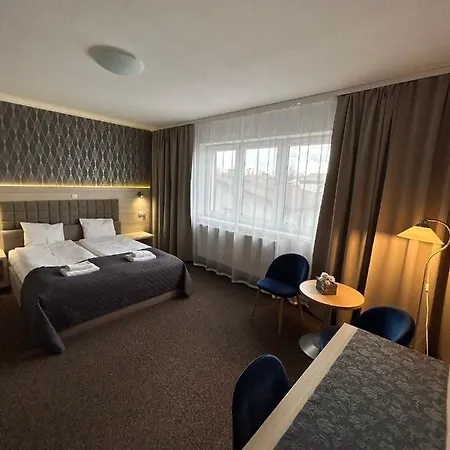 老树别墅旅馆及餐厅 酒店