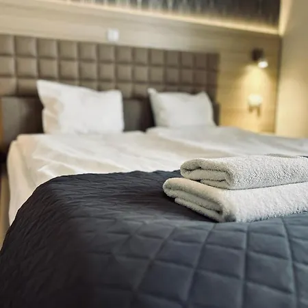 Old Tree & Restaurant オシフィエンチム