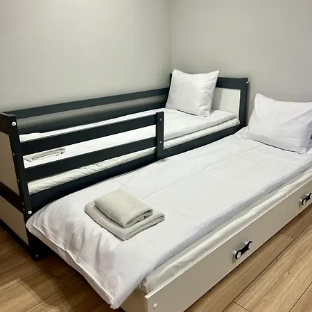 Old Tree & Restaurant ホテル オシフィエンチム