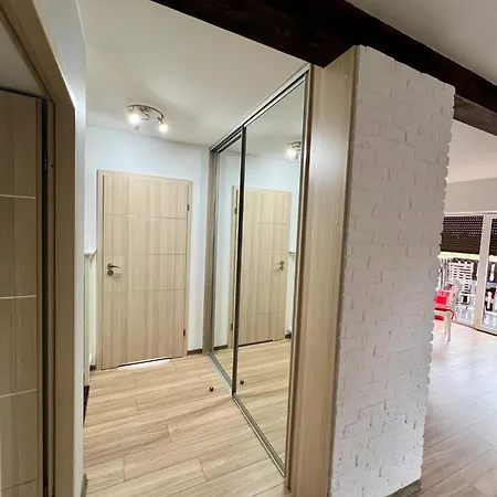 ホテル Old Tree & Restaurant 3*