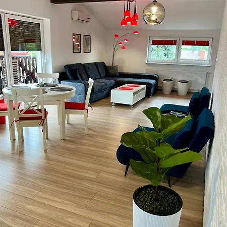 Old Tree & Restaurant オシフィエンチム