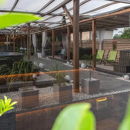 Old Tree & Restaurant オシフィエンチム