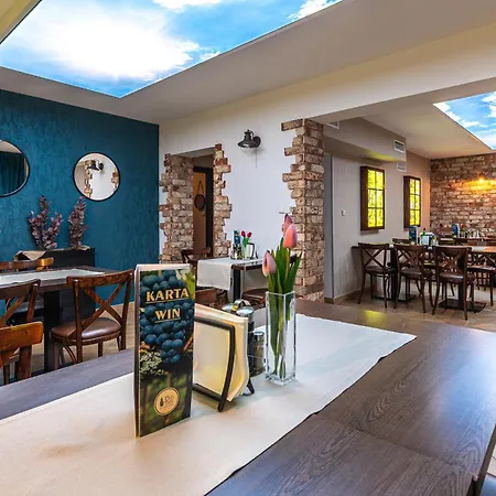 Old Tree & Restaurant 3* أوشفينجم