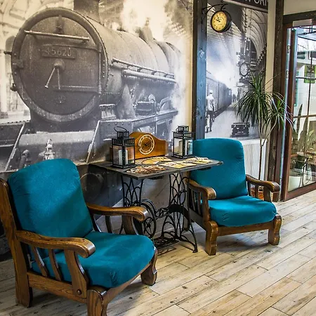 ホテル Old Tree & Restaurant オシフィエンチム