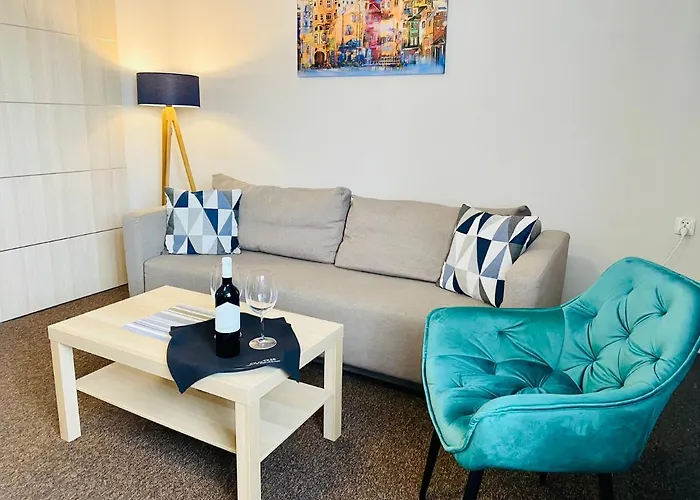 Old Tree & Restaurant Hotel 3*