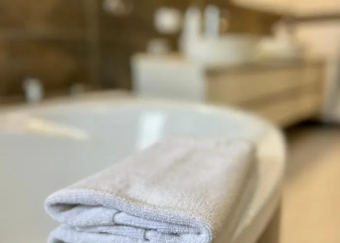 Old Tree & Restaurant Hotel Auschwitz