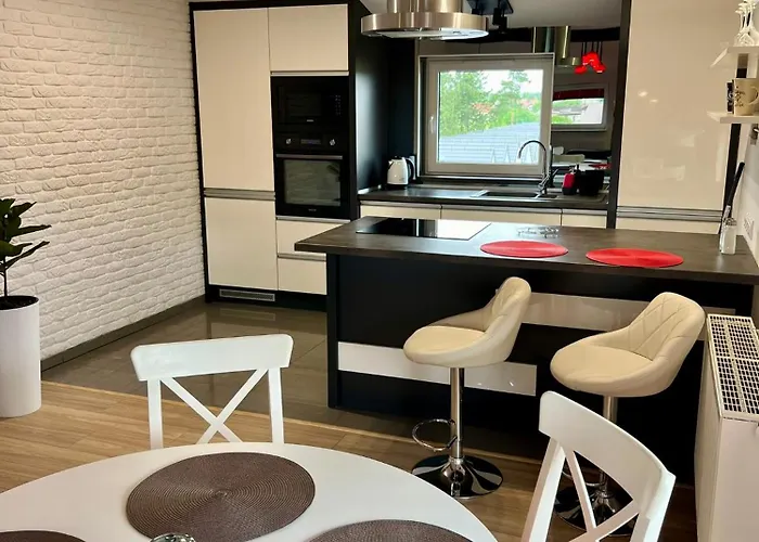 Old Tree & Restaurant 3*