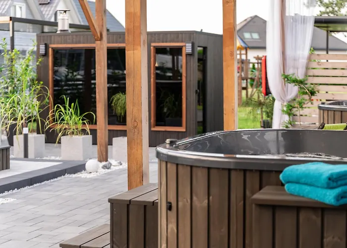 Hotel Old Tree & Restaurant