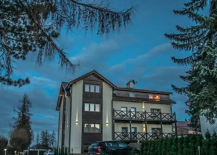 Old Tree & Restaurant Auschwitz